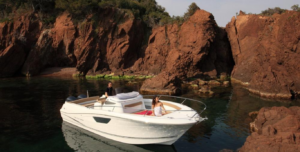 Cap Camarat 8.5 CC